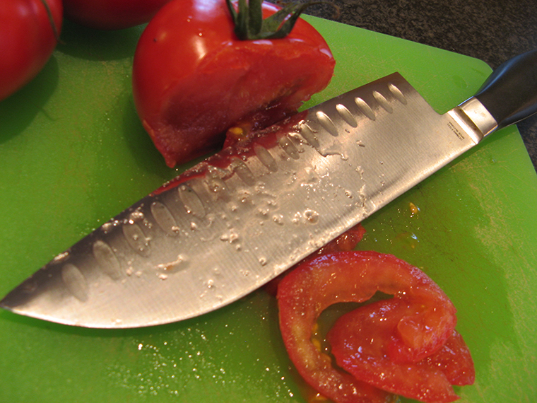 santoku knife w/tomato